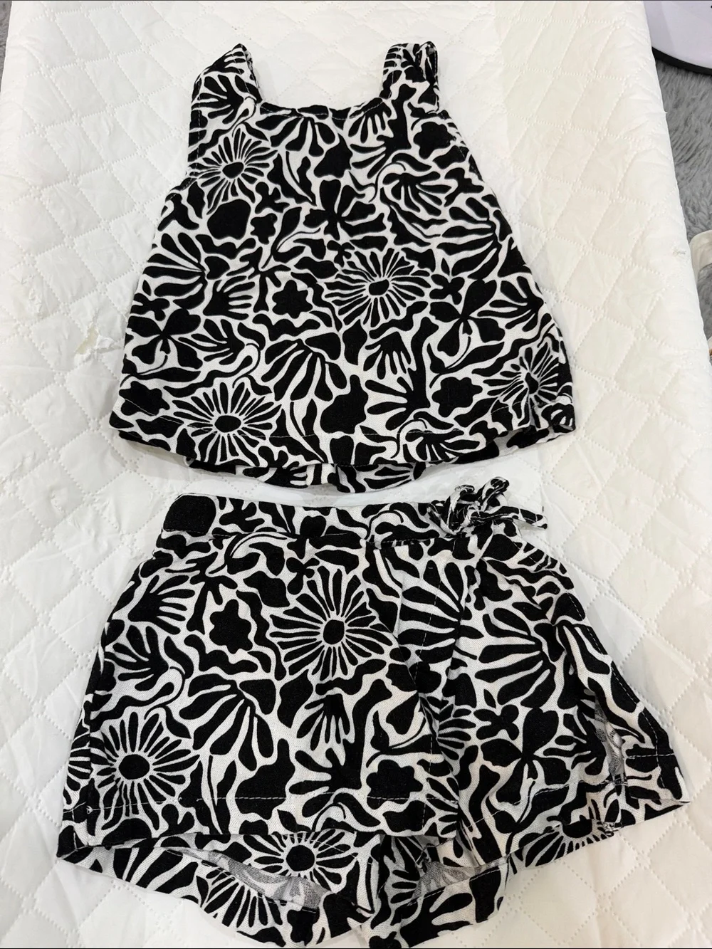 Vince Camuto Black and White Floral Girls Matching Two-Piece Set